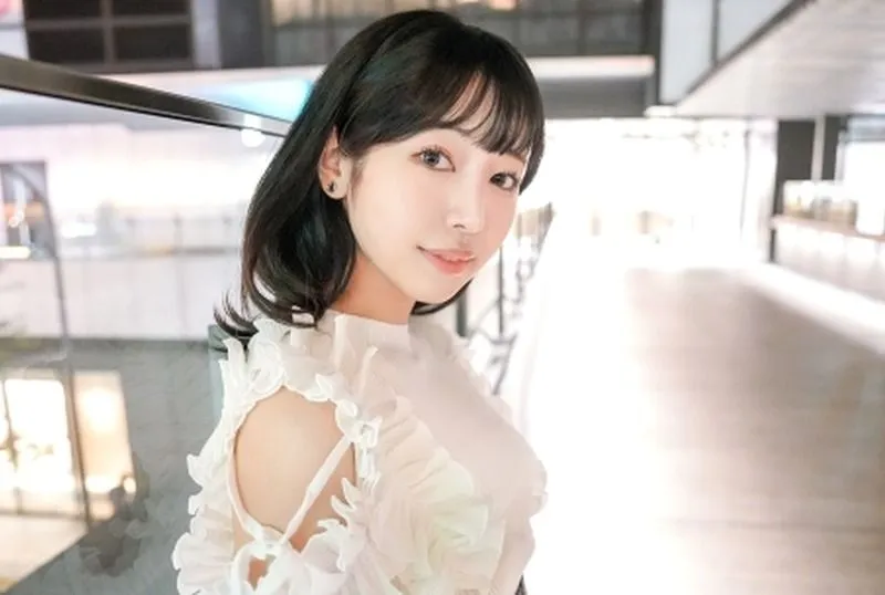 [SIRO-5633] Fair-skinned beauty college student! Her sexual awakening began when the shower hit her privates! She prefers internal over external stimulation, writhing in ecstasy from insertion, worth way more than a glance!!