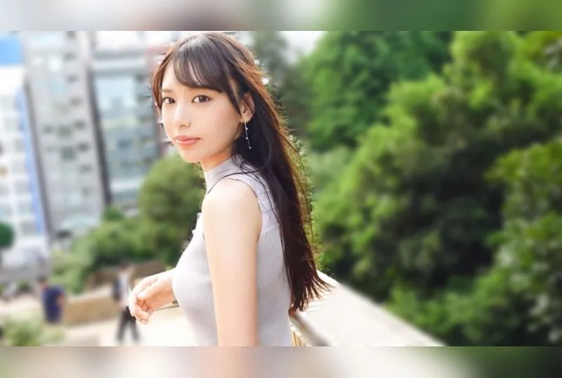 [SIRO-5601] “Unbelievable God-like Body! Captivated by Her Sexy Physique from Basketball! Excitement Unleashed with Shaking Booty and First-time Squirt during Hand Play! [Debut] AV Experience Shoot 2489”