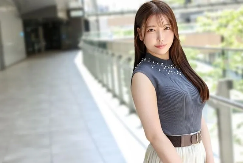 [SIRO-5576] NTR Obsession Leads to AV Debut…!? A 30-Year-Old Ch*ldless Teacher Shows Off Her Exposed Sex to the World!! Wild Jungle of Hairy Pussy