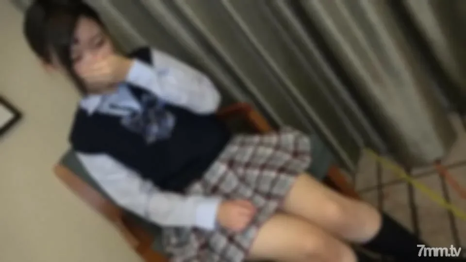 FC2-PPV-2389900 Reading notice  Teenage active students. The moment of loss of virginity. "I can't do it .. I'm going home because I don't need money ..."