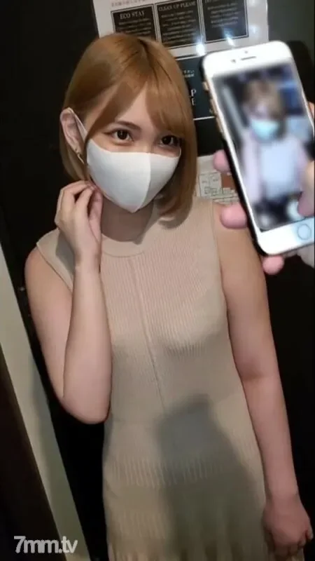 FC2-PPV-2226107 Up to 26 1480 No  Cheeky fair-skinned half-beautiful woman. It threatens a strong woman with power, and unlicensed vaginal cum shot in the back of the vagina by playing with the woman's body as much as she wants.