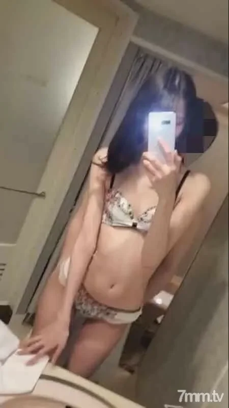 FC2-PPV-1395663 [Uncensored] Continuous creampie to a 172cm slender girl who has won a beauty pageant (75 minutes)