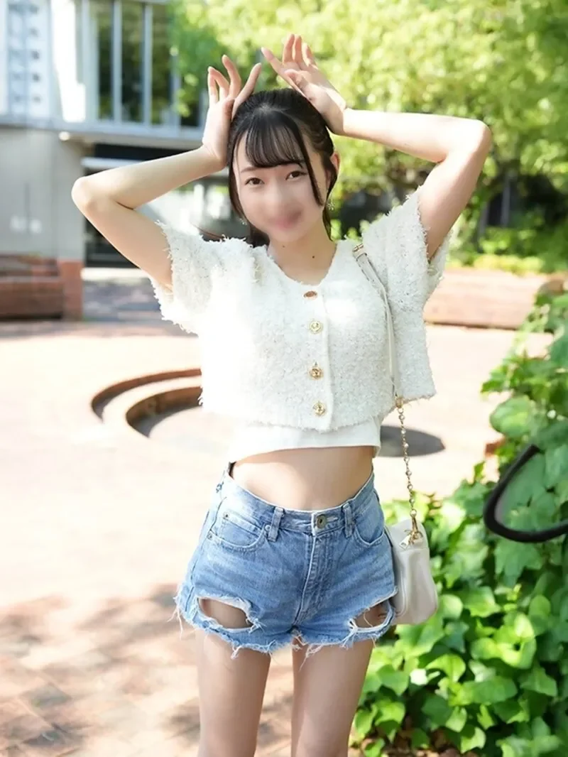 FC2-PPV-4854425 ※First time only※ 148cm *Top quality * Idol-level cute dental hygienist  20  with amazing transparency is thrusting with a dick and becomes an extremely erotic bitch  Tsubomi