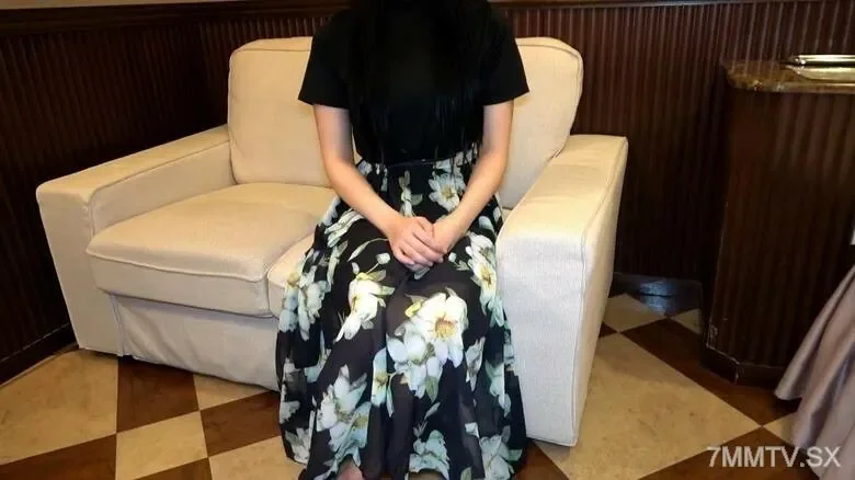 FC2-PPV-4506806 Super beautiful fart ** Yasuna sister! There is a heavy atmosphere, but there is a lot of suction power in the middle of the day! In addition to this, continuous double flashes, the penis path on the floor is beat * the gold height im...