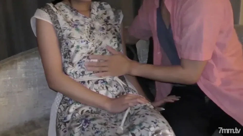 FC2-PPV-1247868 Personal shooting / set sale  I want to insert a thicker and longer tip than my husband ... The whole picture of a married woman who loses the temptation and accepts another stick twice