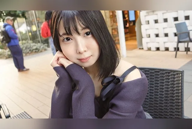 [SIRO-5489] [This gap is amazing?] A calm and popular nursery teacher secretly struggles with sexual frustration. Beneath her demure demeanor, she wears lustful lingerie and passionately grinds her hips during sex. [First-time shoot] Applying for AV ...