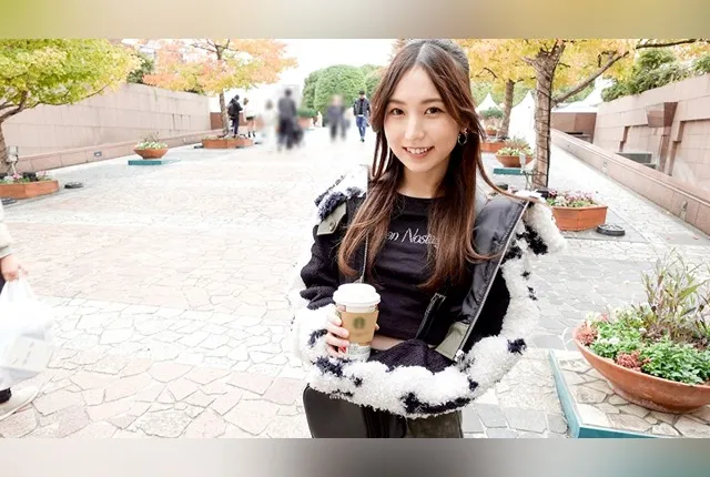 [SIRO-5471] Calling all night owls! A beautiful girl resembling Ira can’t suppress her libido and applies! With a stunning figure and cuteness that makes you want to hug her, she unleashes relentless handjobs and blowjobs during sex! [First-time shoo...