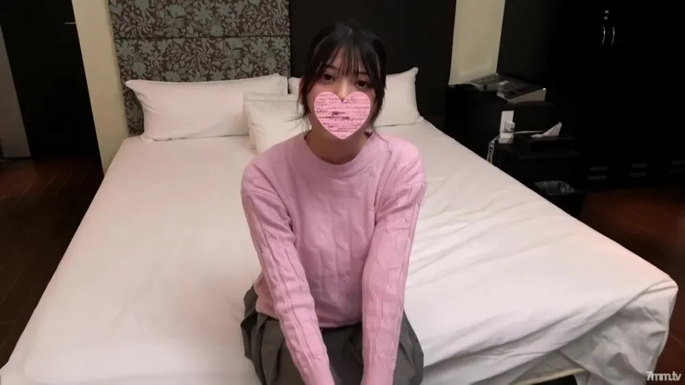 FC2-PPV-2670210 fc2-ppv 2670210 E-cup female college student's daily life.  - A otaku life and a secret meeting at night that I learned with curiosity.  -