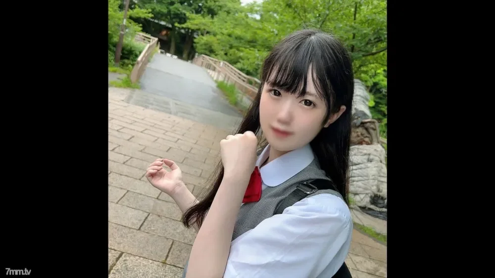 FC2-PPV-3065172 [Appearance / first shooting] Limited number!  - [Uncensored] Innocent and young schoolgirl who has closed her mind to dirty adults... Continuous vaginal ejaculation without rubber on her irresistible body!  - !  - It was irresistible...