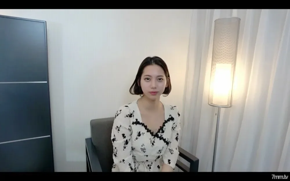 FC2-PPV-2482728 This is an example of a miracle girl! !! Beyond the time of 4 months Student idol Gonzo plan completed  Creampie at the hotel on the way home from school, stunned by two consecutive attacks of blowjob ejaculation ...