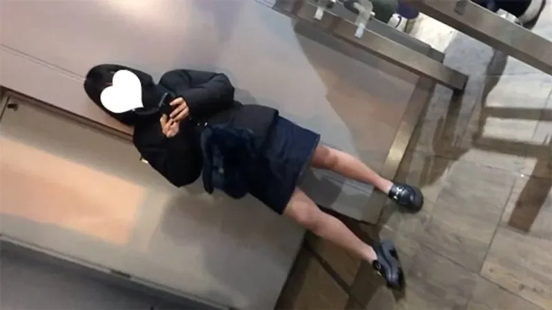 FC2-PPV-4856713 Completely new! ・1000 yen off for the first 100 people  Tsubomi, 18 years old, 1, N-shot, raw. A cute girl with pure black bob hair is completely obedient! She declares to her mother, "I'm going to get pregnant now!"  074