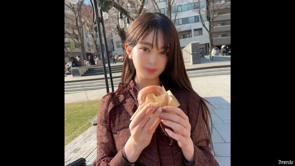 FC2-PPV-3068336 Full appearance!  - [Uncensored] After all, this girl is beautiful and cute... A long-awaited reunion with a beautiful girl who dropped out of high school and became an idol.  - Fill your beautiful face with agony and cum twice in a b...