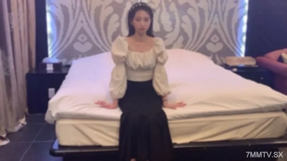 FC2-PPV-3257066 A beautiful woman with outstanding style who emits erotic pheromones at this age.  - The end is a vaginal cum shot and a special mouth shot blowjob while each other is at climax.