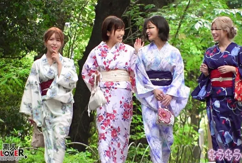 [STCV-553] [Secret footage] Friendly mom friends parenting circle [Tsukasa, Umi, Hazuki, Ayame] ~ Hazuki & Ayame Edition.