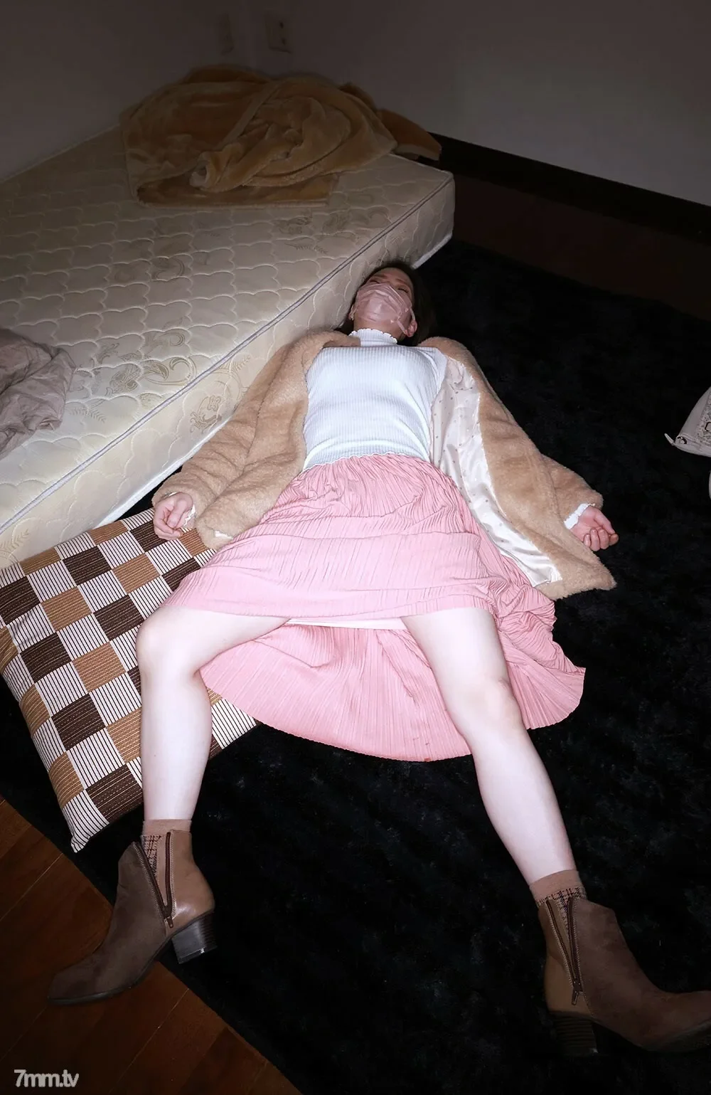 FC2-PPV-2824930 A certain man's imitation criminal whitening thin big tits