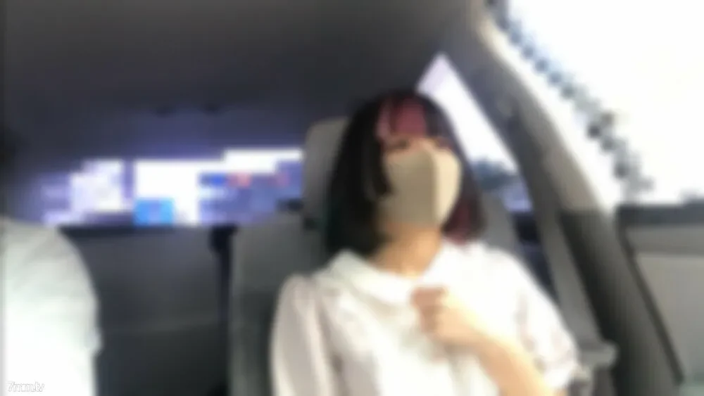 FC2-PPV-2959583 M-chan, a cafe clerk with a cute hang collar [19 years old] Sticky tongue entwined kisses and blowjobs ★ A delicate body that is too sensitive makes you lean back [RT] [Small]