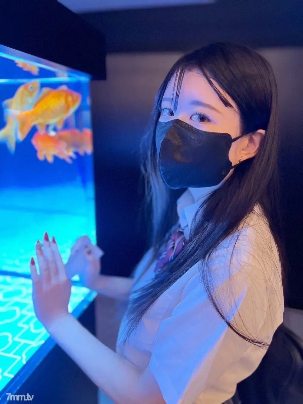 FC2-PPV-3071875 "First Shooting" "Complete Appearance" Idol Class!  - An aquarium date with a fresh 18-year-old girl who is full of neatness and transparency.  - After enjoying the beautiful breasts Fcup, the last is a large amount of semen on the ti...