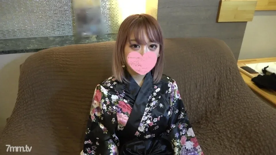 FC2-PPV-1847443 Slender and beautiful breasts ♥ I messed up a former idol with a translation in Oiran ♪ Personal shooting