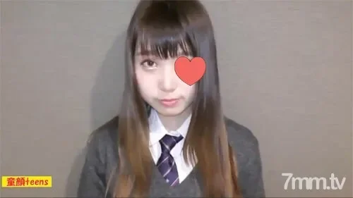 FC2-PPV-1629396 Impressed by the beautiful hairless pussy! Creampie in the underdeveloped body of a super cute teen Personal shooting