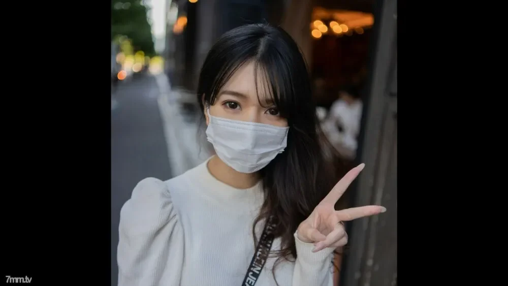 FC2-PPV-2525085 New cinema style  Limited number! Uncensored  With a pretty female college student under the clear autumn sky. When I take it off, the bristles that grow up are densely ... Ejaculation in the vagina in her neat and clean! !!