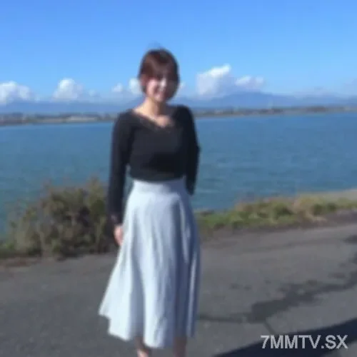 FC2-PPV-3179707 A beautiful married woman who is in debt, sticks out her round and beautiful buttocks and accepts vaginal cum shot, and is a helpless wife who is crazy when inserted [discount until 2/13]