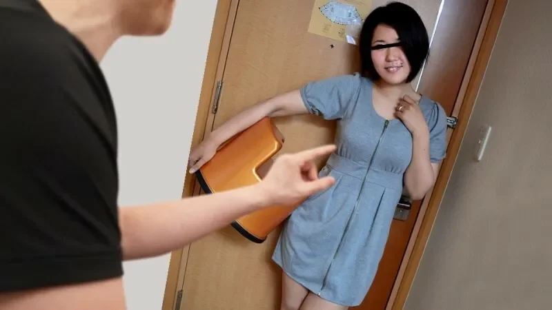 Pacopacomama-090822_701 Bring a lewd chair!  - A delivery health lady with a sexy mole on her mouth