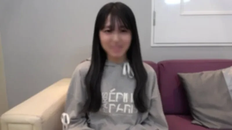 FC2-PPV-4692690 First time shooting  She's good at seducing older men. She pours a lot of semen into her sensitive body.