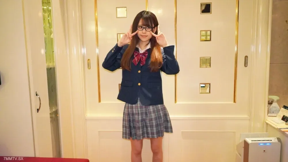 FC2-PPV-3077129 [Possibility of early termination] Overwhelming beauty that everyone envy and secret gonzo ♡ Man cute with a small mouth!