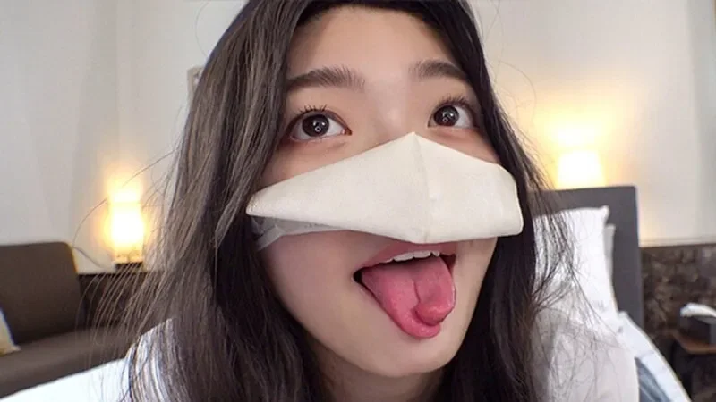 FC2-PPV-4692502 This is a pussy that will surpass you!  20-year-old split tongue college student is too erotic! Raw vaginal cum shot and huge ejaculation makes her cum in a convulsive manner. We have discovered the most beautiful woman who cums in th...