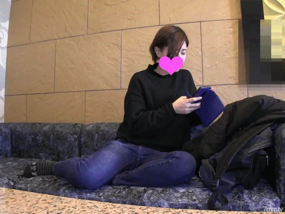 FC2-PPV-1244083 fc2-ppv 1244083 [Personal shooting] (ZIP) Boyfriend (with) Amateur OL agony convulsions training ... Drinking semen poured