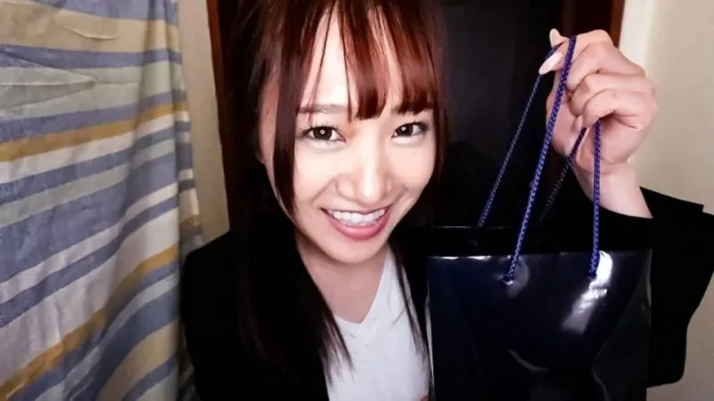 FC2-PPV-4797413 Hono-chan / Goddess  A busty goddess overflowing with sex descends upon the house of a senior corporate slave! She serves him and makes him ejaculate a lot!