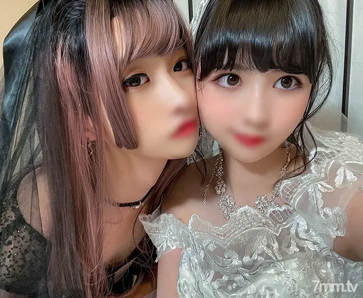 FC2-PPV-3078633 *Limited time price* Women's clothing x beautiful woman  Secret Gonzo SEX leaked during a potre photo session. Excited and alive in a closed room private space Personal shooting