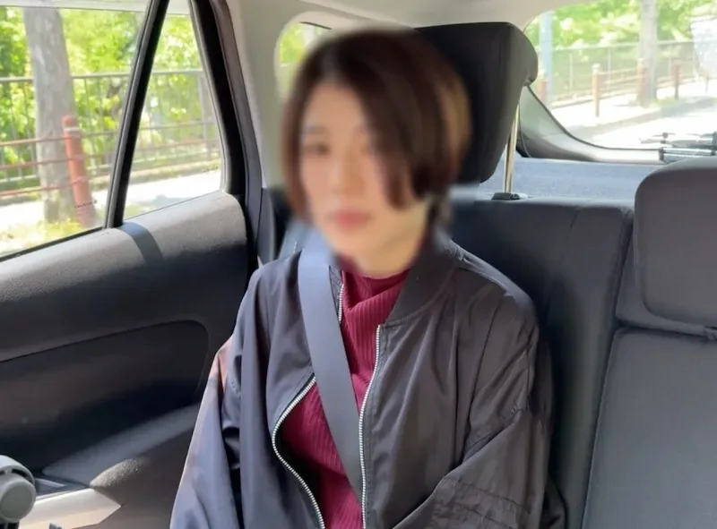 FC2-PPV-4702996 God Episode  3P with a fan! A slender beauty who was put off many times just before climax and reached the maximum sensitivity, climaxed many times with simultaneous attack on both holes