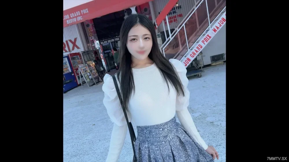 FC2-PPV-4428530 Appearance! Limited to 3 days! Such elegant, neat and tasteful, lush and varied beauty is hard to resist! Yes, in this kind of situation, there will be many screams and even go crazy with joy, and in the end it will go underground! Ye...