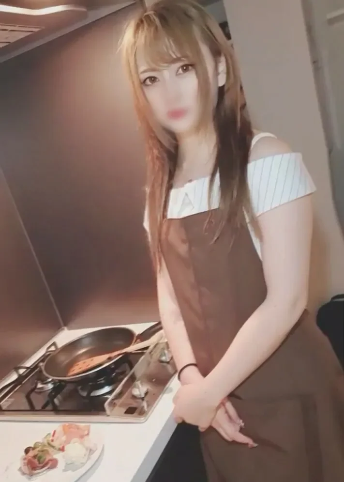 FC2-PPV-3110327 Appearance  A single mother who manages a restaurant has a vaginal cum shot on her way home from business negotiations... Sex hidden by her play at home at a later date.