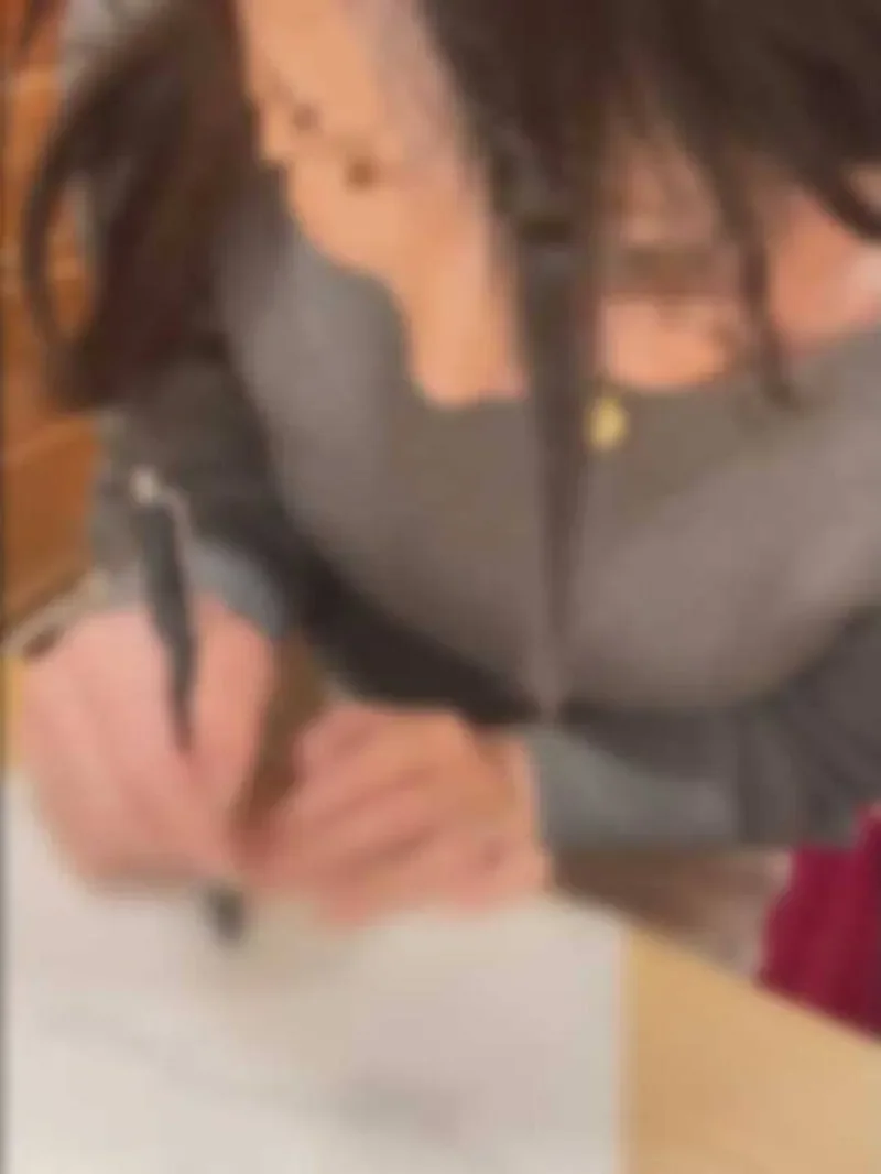 FC2-PPV-4594494 Individual  A full-time housewife requests a loan without collateral. The ignorant housewife is relieved that the loan has been granted, and enters into a slightly erotic contract. She gets a taste for it and applies for an additional...