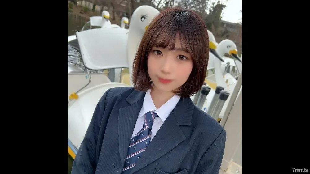 FC2-PPV-2691402 Complete appearance / first shooting  When you take off the uniform of innocent unfinished ◯, the nakedness of a beautiful girl who is still too young ... There is a reason that you do not know the dirt yet Girls ◯ Raw vaginal ejacula...