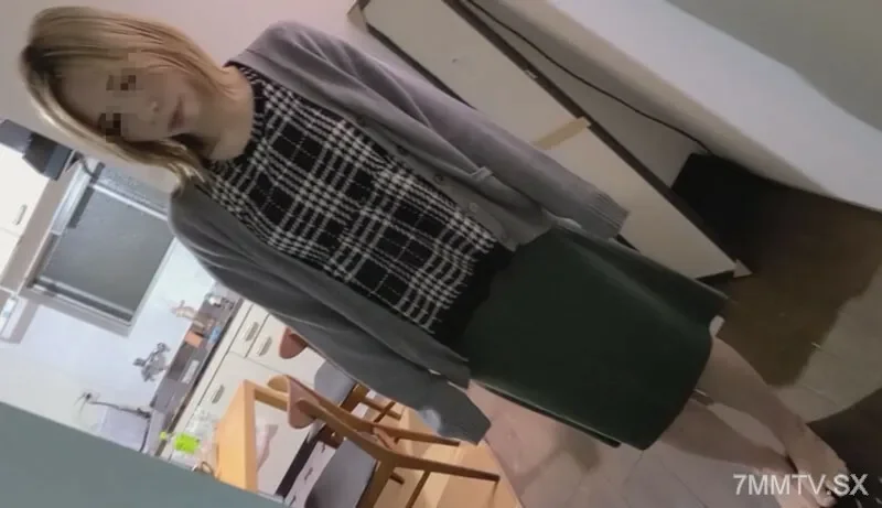 FC2-PPV-3198294 Individual  Caesarean section gal mama who continues to be violated seems to like the back. If you put it on top, you will continue to shake your hips as if you want cloudy liquid.