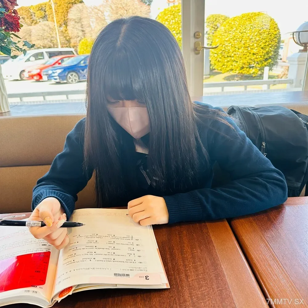 FC2-PPV-4368585 Good place, not face to face  Study and exercise are very important. Adult training is also an after-school hustle and bustle. There is a lot of neighing among the cats.