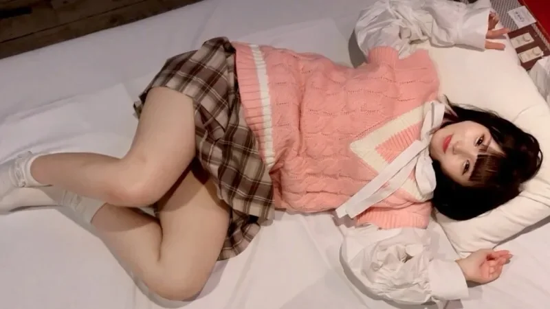 FC2-PPV-4593588 Face-revealing sample available  "A super popular idol who suddenly disappeared" is back on FC2 in her birthday suit. From raw blowjobs to raw creampies, about 80 minutes of sex footage. *4K high quality