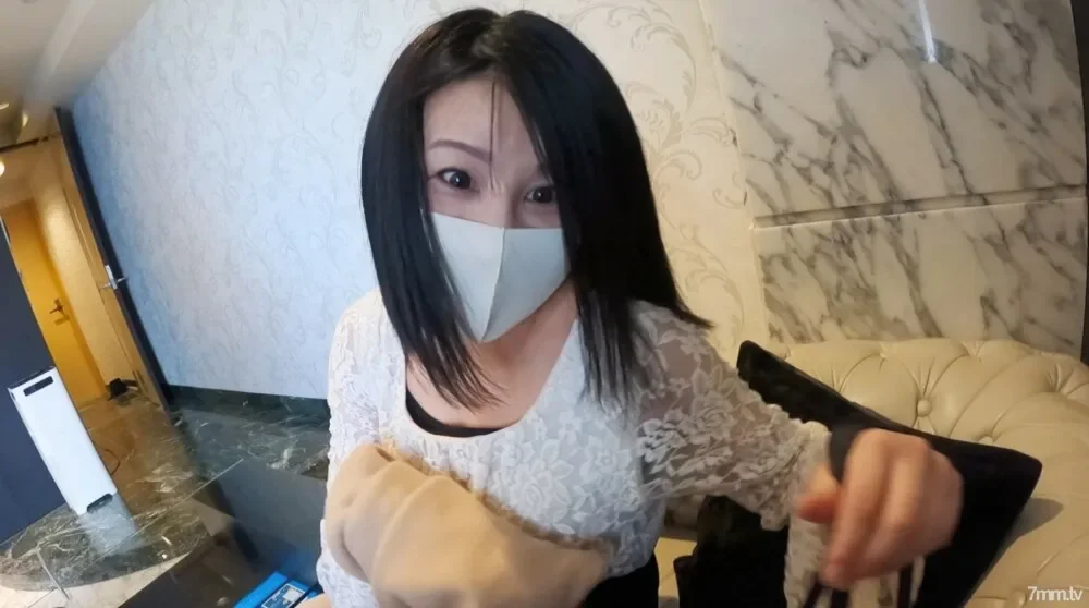 FC2-PPV-1670452 fc2-ppv 1670452 [Limited quantity 2980pt → 1980pt] Super beautiful busty Miss Menes ❤️ Sakura Ichinose ❤️ Hidden shooting again without discipline (glasses type camera + 2 turtles) ❤️ Do you like Miss Menes who really serves?  - Many ...