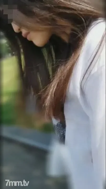 FC2-PPV-1433128 fc2-ppv 1433128 [Individual] A beautiful wife who is undergoing fertility treatment is brought to a hotel and committed.