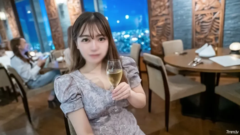 FC2-PPV-2968103 First shooting / appearance!  - !  - Cinema style!  - [Uncensored] Limited number!  - A glamorous body with a hanging Hcup that can't hold back her sexual curiosity!  - !  - Twice vaginal cum shot after fucking service between H breas...