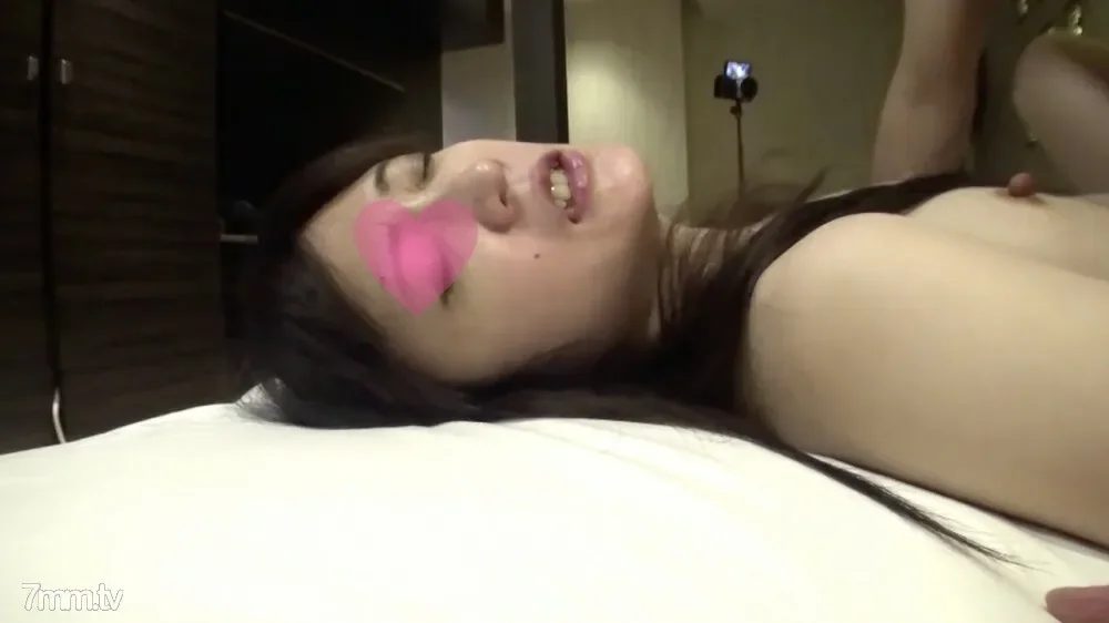 FC2-PPV-1239791 fc2-ppv 1239791 Nasty erotic nurse Aki 32 years old, who is contrary to a neat face, is growing into an obedient pet who obediently waits in an M shape with a bet wearing his favorite red lingerie.