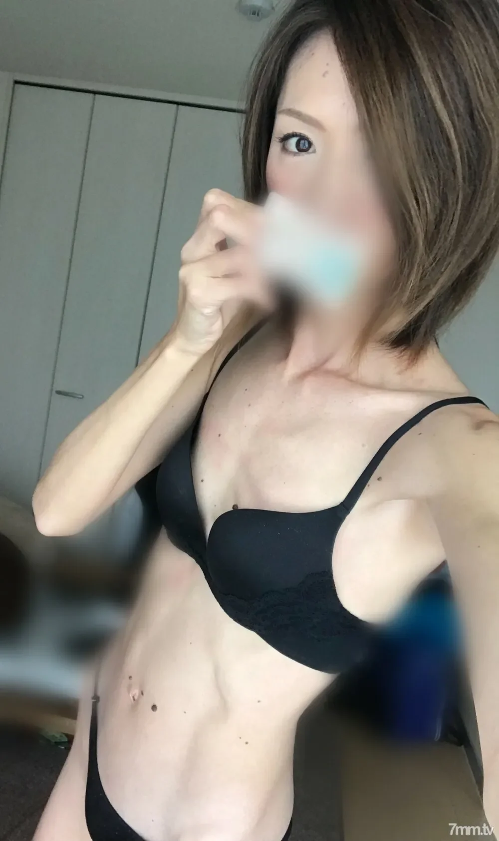 FC2-PPV-1597881 Former model tall  178cm  beautiful woman cosplays and takes a sex video of her foreskin being bullied