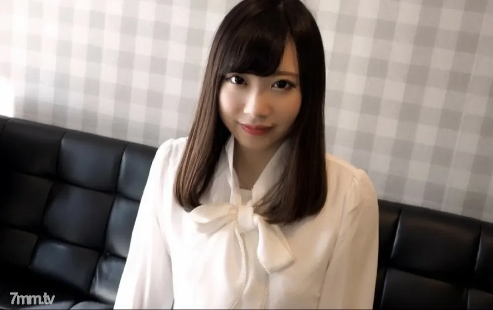 FC2-PPV-1577634 God Episode  5 consecutive shots of a cute girl swallowing Gokkun Circle 7 Miriya