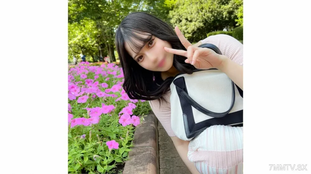 FC2-PPV-4556600 Shoujibisutatsu/Outside! Limited to 3 days! A female college student who approaches the primitive secret path step by step and is very weak and overextended! As a matter of fact, a woman who is willing to serve and be loved is irresis...