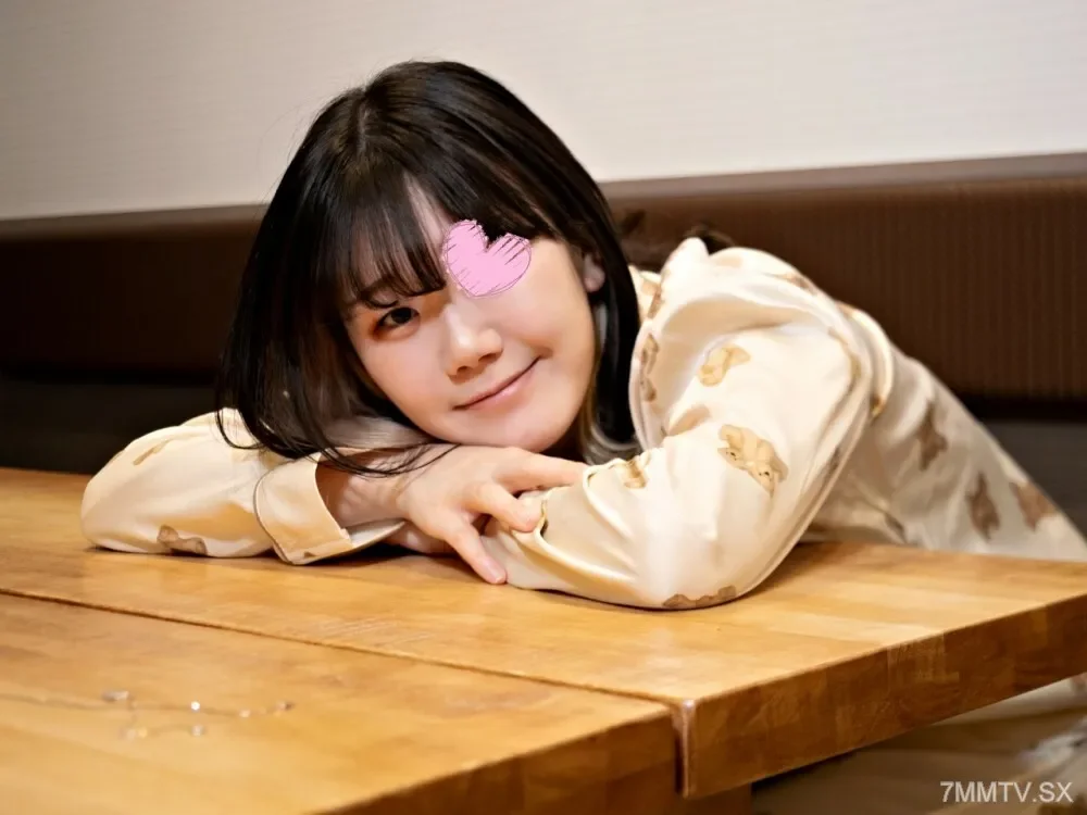 FC2-PPV-3211752 [Pajamas Monashi] Pajamas de Oma ♥ Seriously picking up a girl who seems to be anywhere ♥ Good glue and a bright smile is super cute ♥ Gachinko amateur girl's real reaction is erotic... ♥