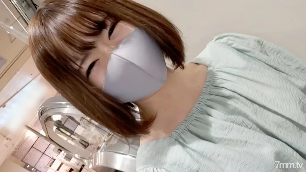 FC2-PPV-1844640 First shot !! Limited number !! A female college student who dreams of living together for the first time. On the eve of cohabitation, I pushed the rejection and made vaginal cum shot twice !!  feature