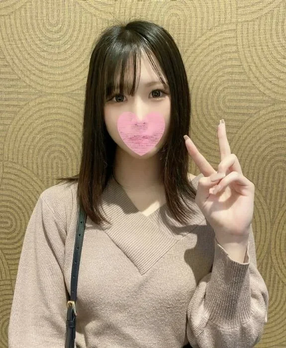 FC2-PPV-3172351 Limited to 1/30 2980 → 1980 [Tall / Beautiful legs / Slender] An older sister who has all three beats showed me a disturbed appearance in her first gonzo.